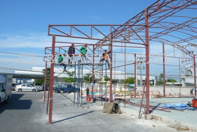 สร้างโกดังสินค้า